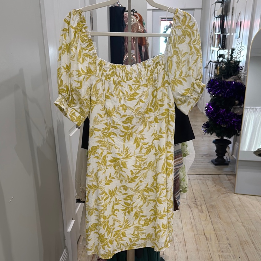 Floral Puff Sleeve Dress in Yellow and White